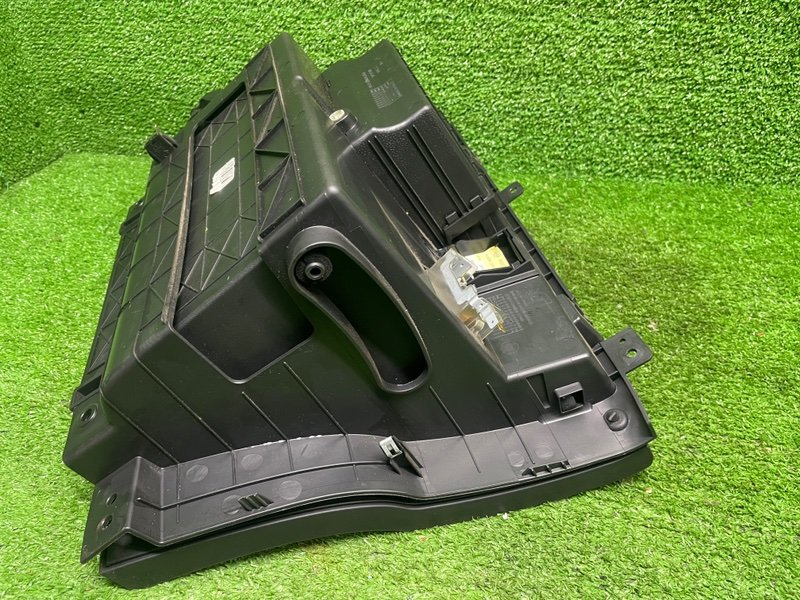 Бардачок, 2000 рублей, Москва