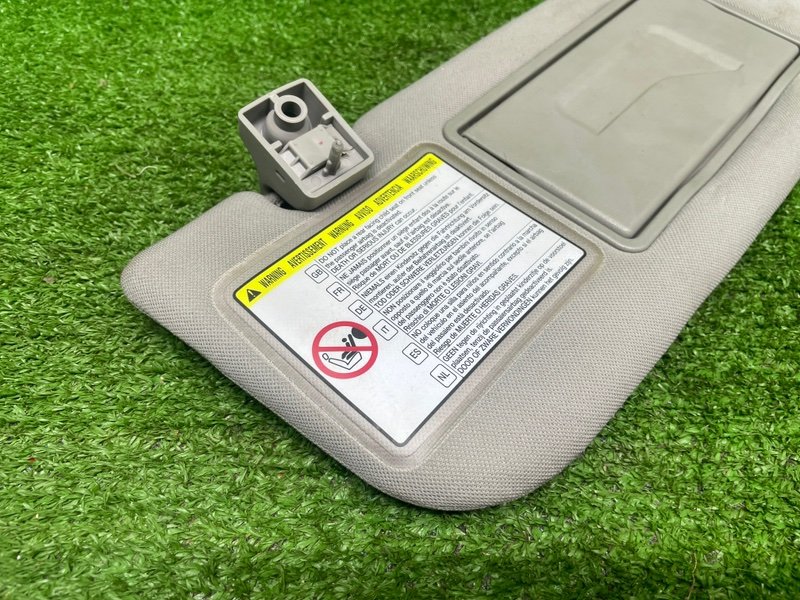 Козырек солнцезащитный, 1000 рублей, Москва