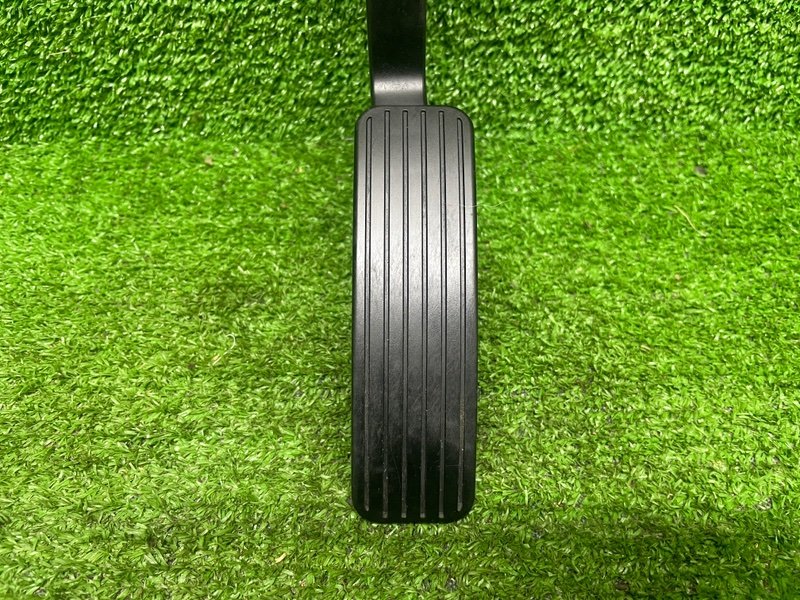 Педаль газа, 1000 рублей, Москва