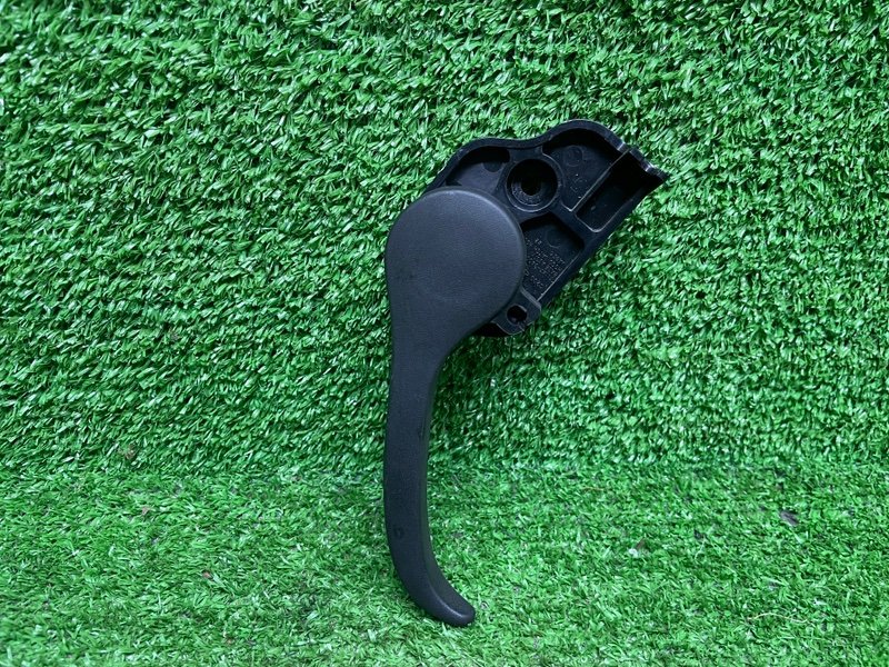 Ручка открывания капота, 1000 рублей, Москва