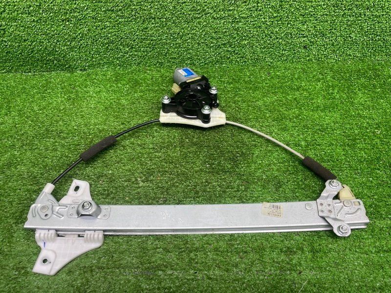 Стеклоподъемник задний, 1000 рублей, Москва