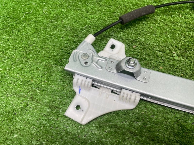 Стеклоподъемник задний, 1000 рублей, Москва