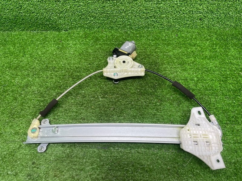 Стеклоподъемник задний, 1000 рублей, Москва