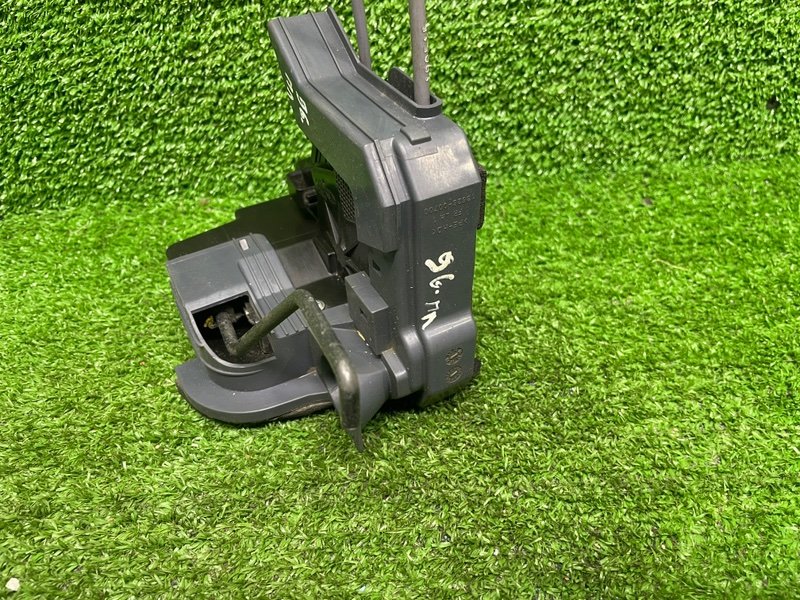 Замок двери передней левой, 4500 рублей, Москва