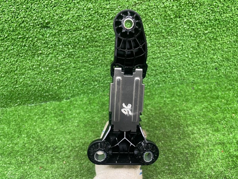 Педаль газа, 1000 рублей, Москва