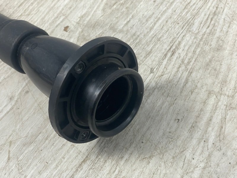 Горловина топливного бака, 1500 рублей, Москва