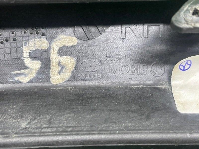 Накладка противотуманной фары, 1000 рублей, Москва