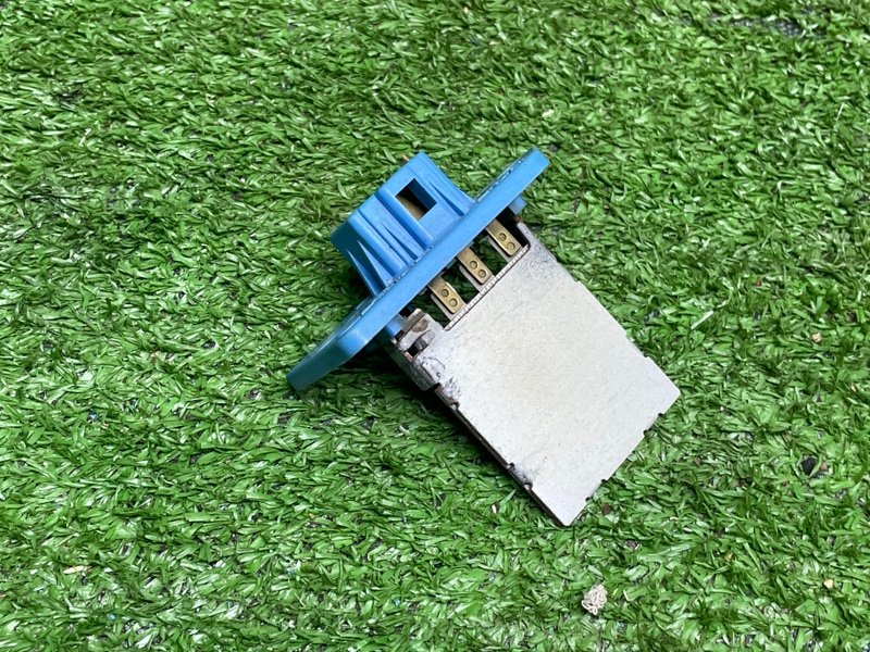 Резистор отопителя, 1000 рублей, Москва