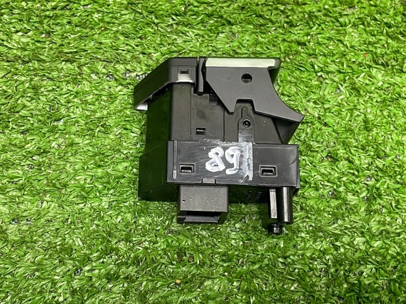 Кнопка стояночного тормоза, 1100 рублей, Москва