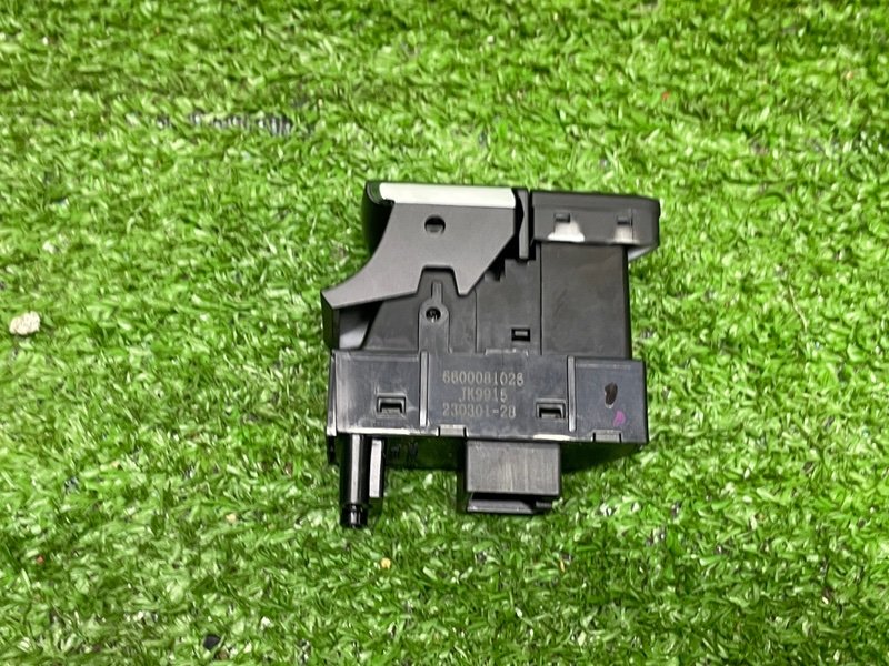 Кнопка стояночного тормоза, 1100 рублей, Москва