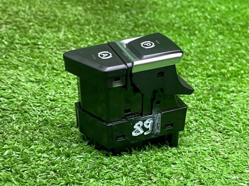 Кнопка стояночного тормоза, 1100 рублей, Москва