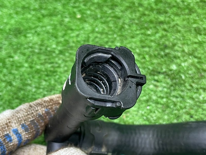 Патрубок отопителя, Москва