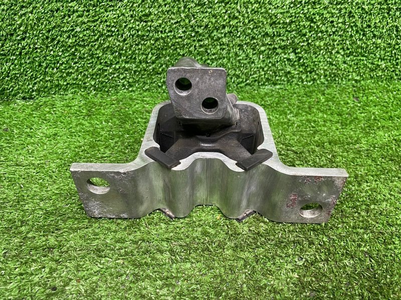 Опора двигателя, Москва