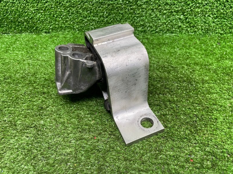 Опора двигателя, Москва