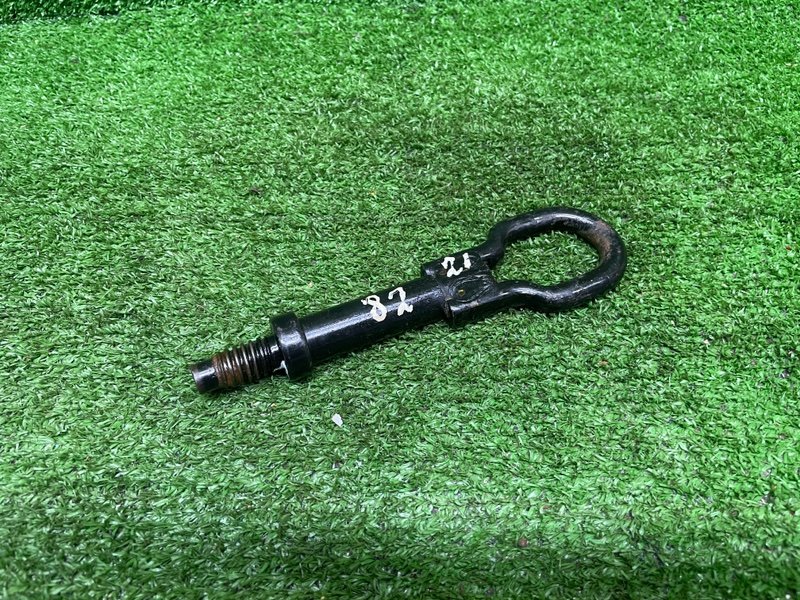 Крюк буксировочный, Москва