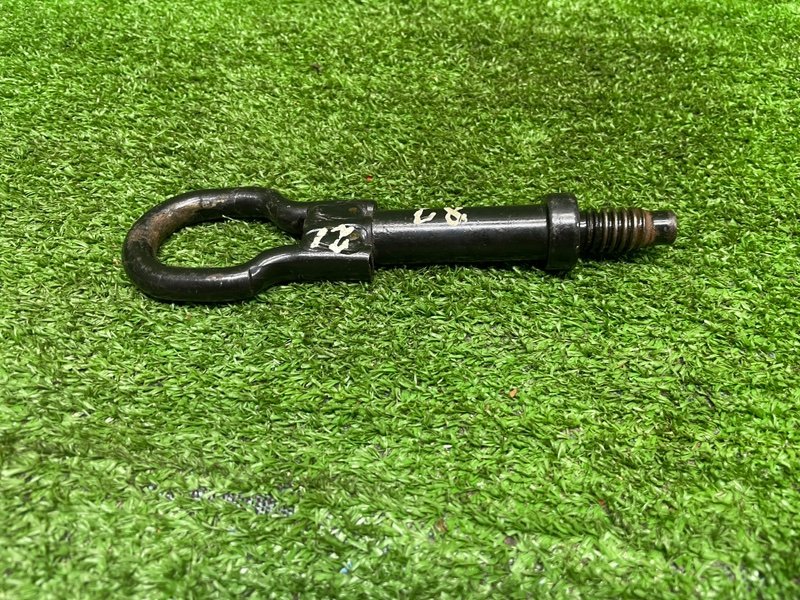 Крюк буксировочный, Москва