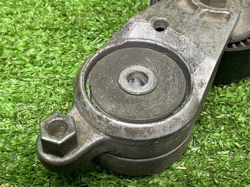 Ролик-натяжитель, Москва