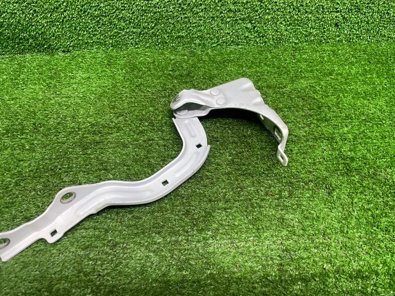 Петля капота, 3000 рублей, Москва