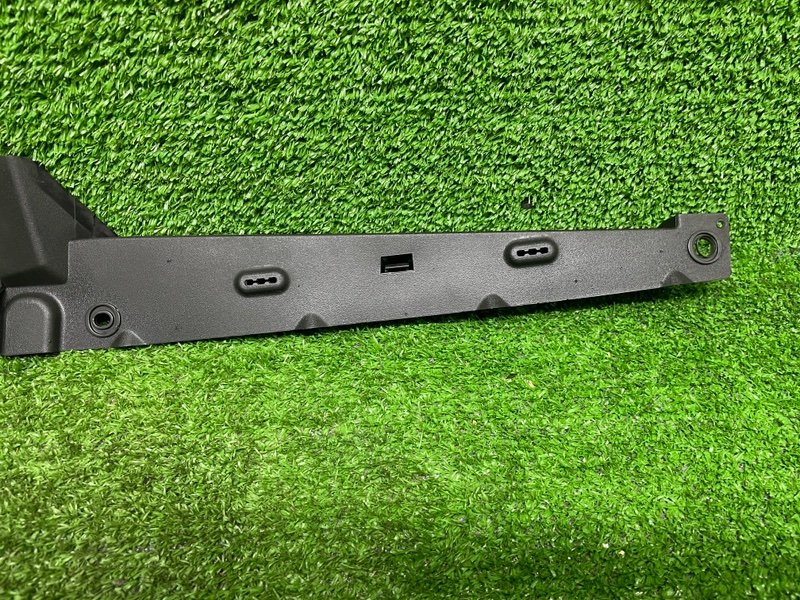 Накладка крыла, Москва