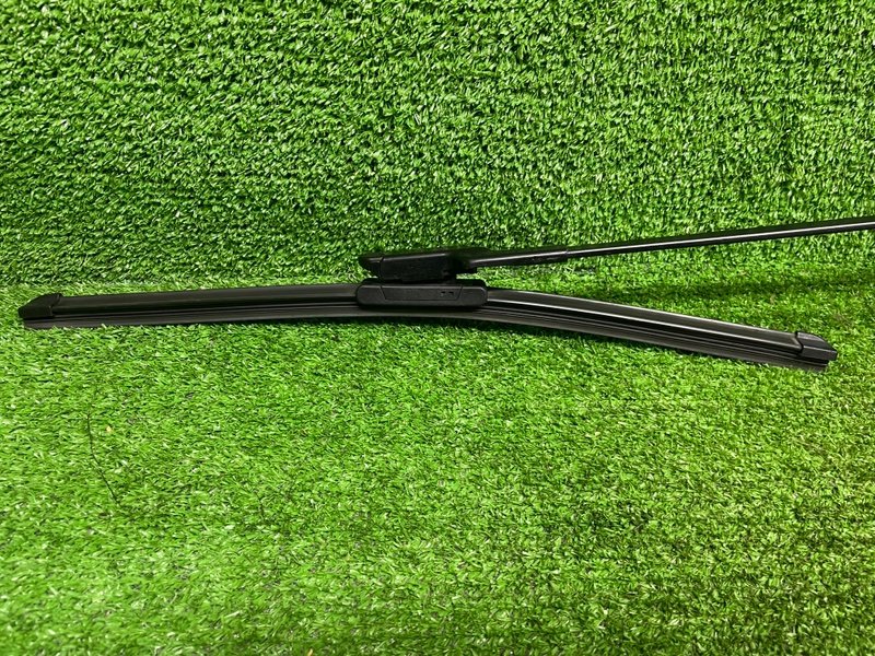 Поводок стеклоочистителя передний, Москва