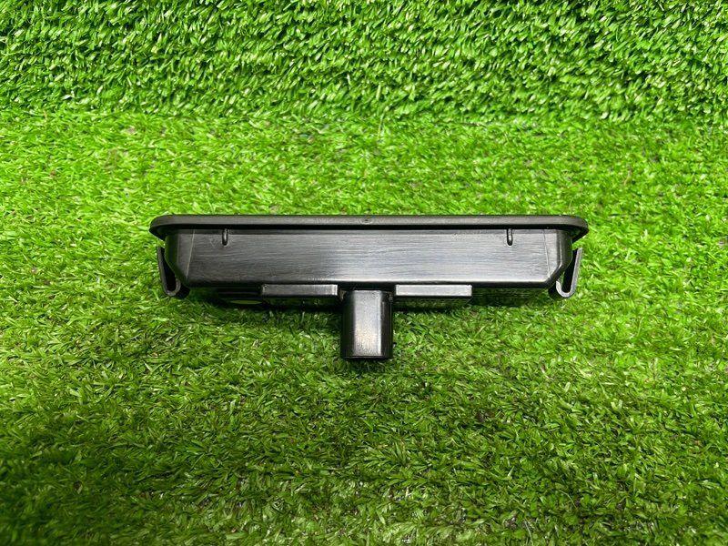 Кнопка открывания багажника, Москва