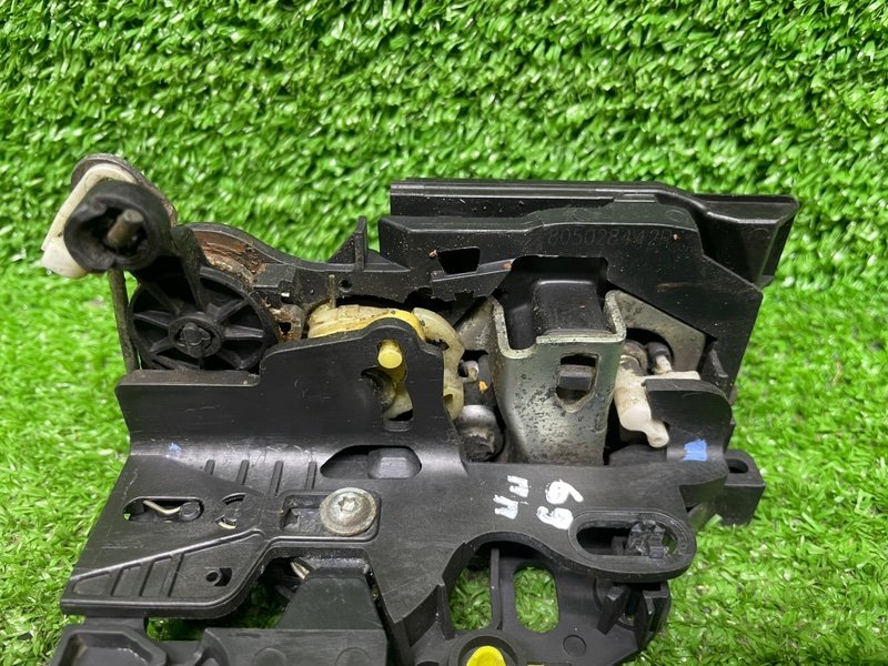 Замок двери передней правой, Москва