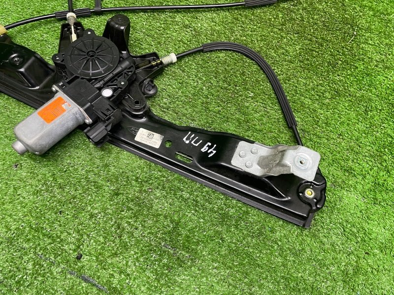 Стеклоподъемник передний, Москва