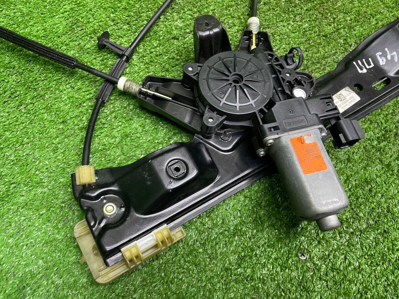 Стеклоподъемник передний, Москва