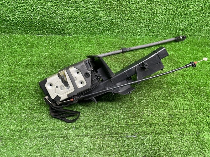 Замок двери передней правой, Москва