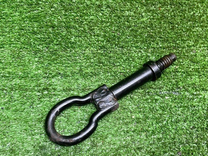 Крюк буксировочный, Москва