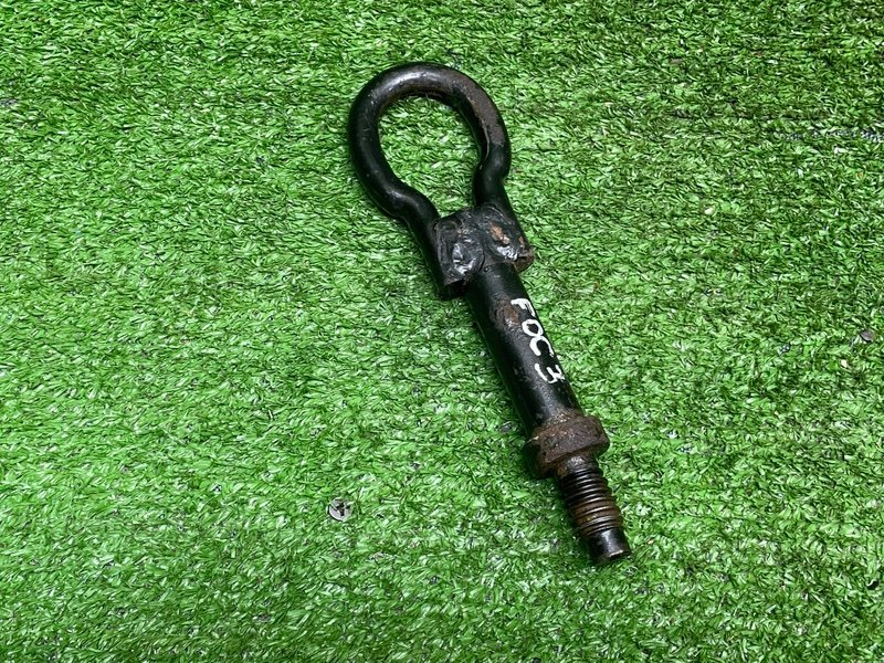 Крюк буксировочный, Москва