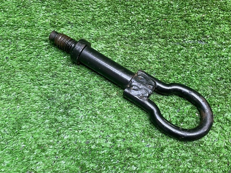 Крюк буксировочный, Москва