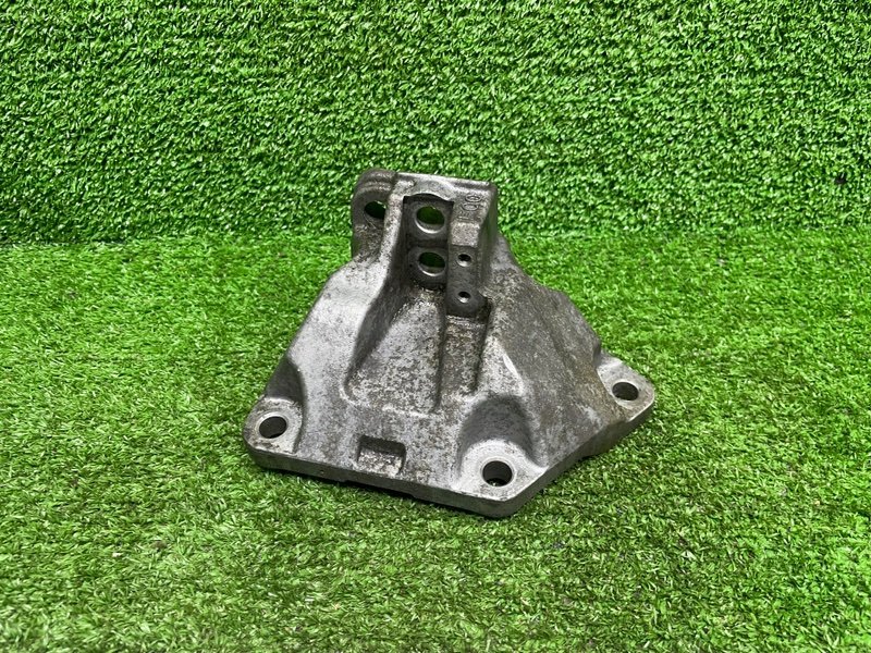 Кронштейн опоры КПП, Москва