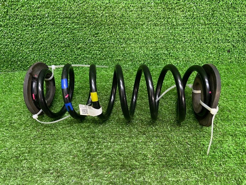 Пружина задняя, 500 рублей, Москва