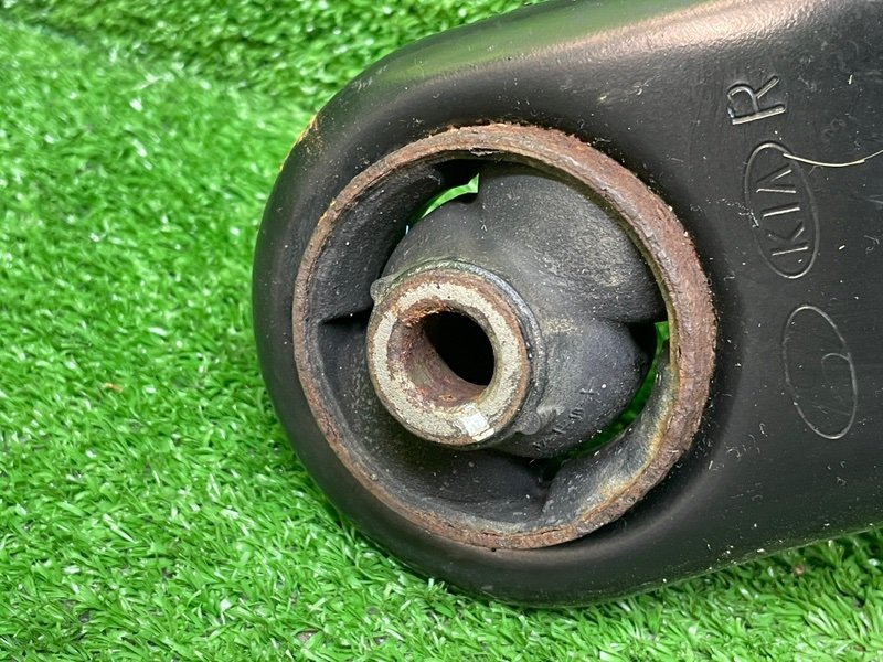 Рычаг передний правый, 2500 рублей, Москва