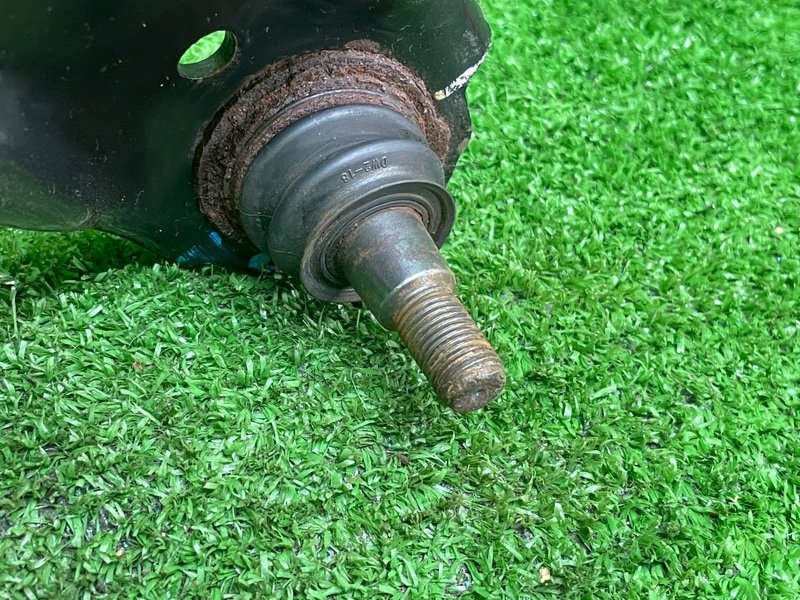 Рычаг передний правый, 2500 рублей, Москва