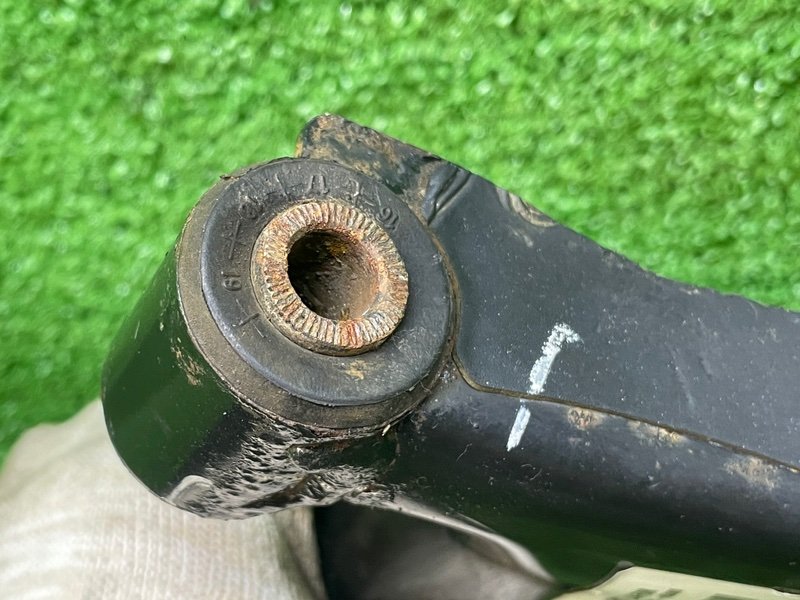 Рычаг передний правый, 2500 рублей, Москва