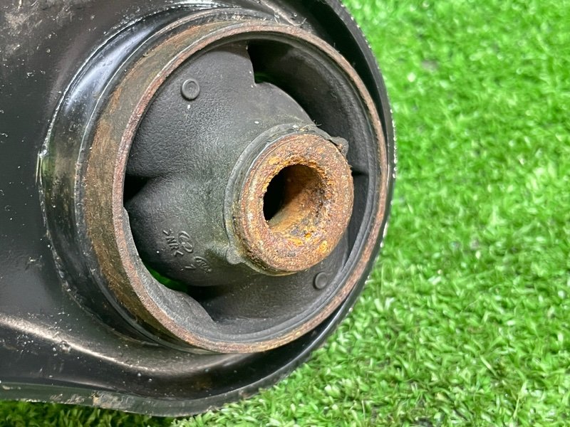 Рычаг передний правый, 2500 рублей, Москва