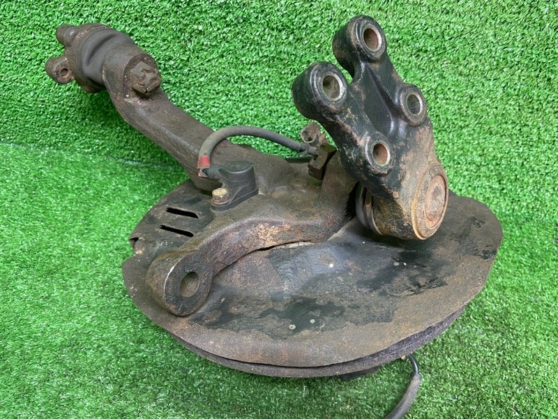 Кулак поворотный, Москва