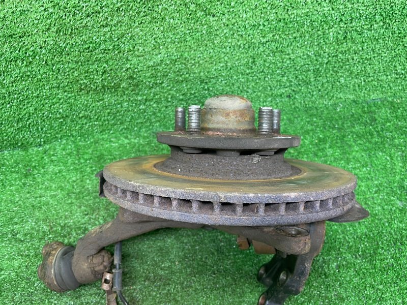 Кулак поворотный, Москва