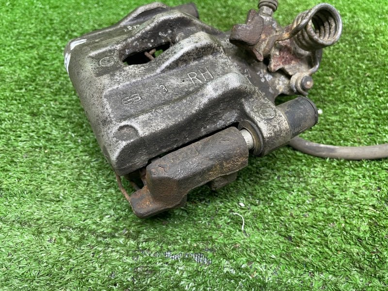 Суппорт тормозной задний правый, 3400 рублей, Москва