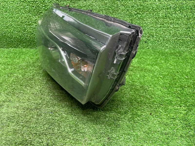 Фара правая, 10000 рублей, Москва