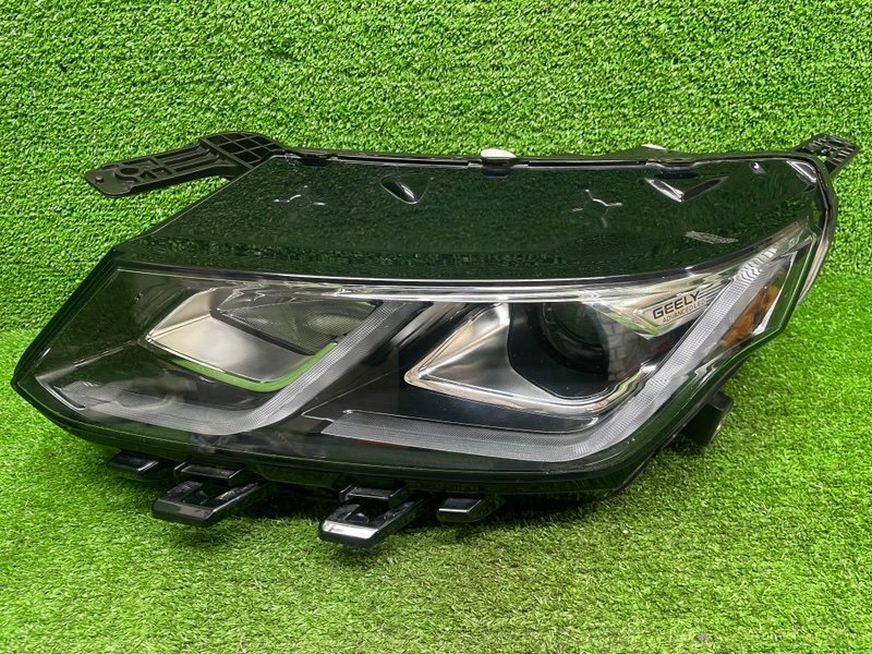 Фара левая, Москва