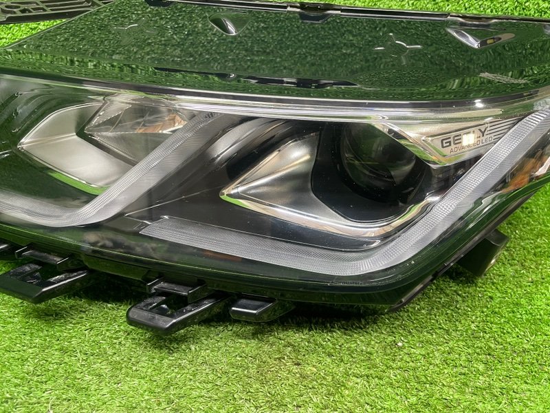 Фара левая, Москва