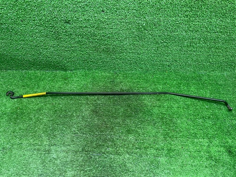 Упор капота, Москва