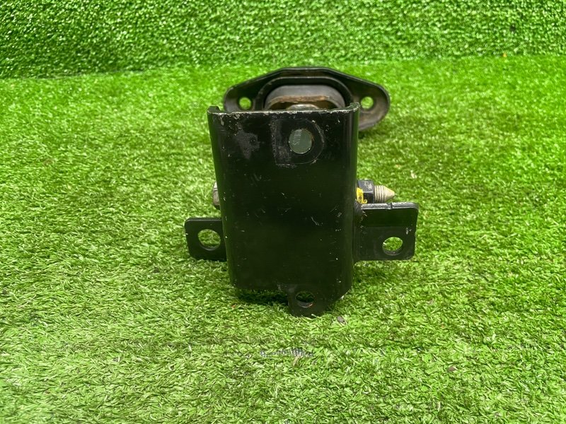 Опора двигателя, 2000 рублей, Москва