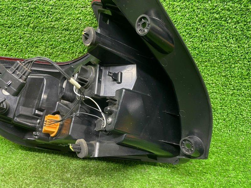 Фонарь задний правый, 10000 рублей, Москва