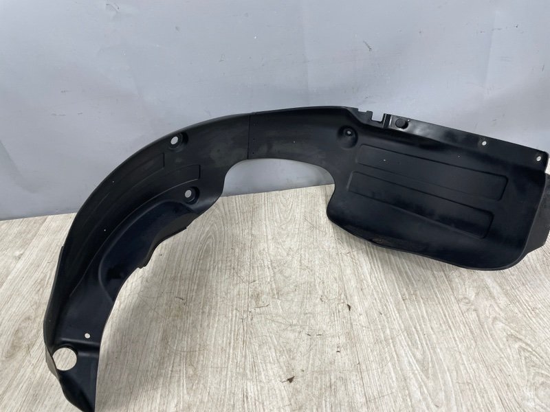 Подкрылок, 1500 рублей, Москва