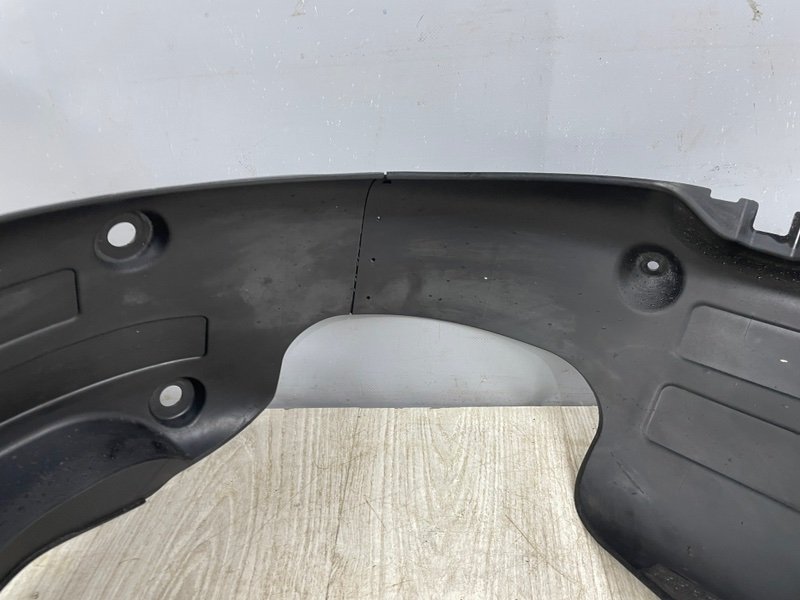 Подкрылок, 1500 рублей, Москва