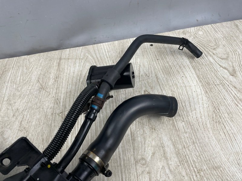 Горловина топливного бака, 2000 рублей, Москва